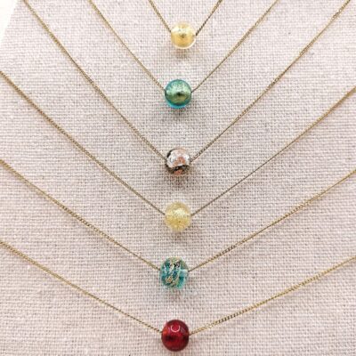 Collier ras de cou perle artisanale